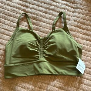 Lululemon bra